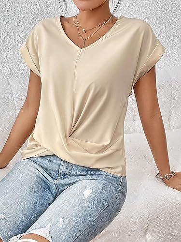 Sommer-T-Shirt mit V-Ausschnitt & Knoten-Detail