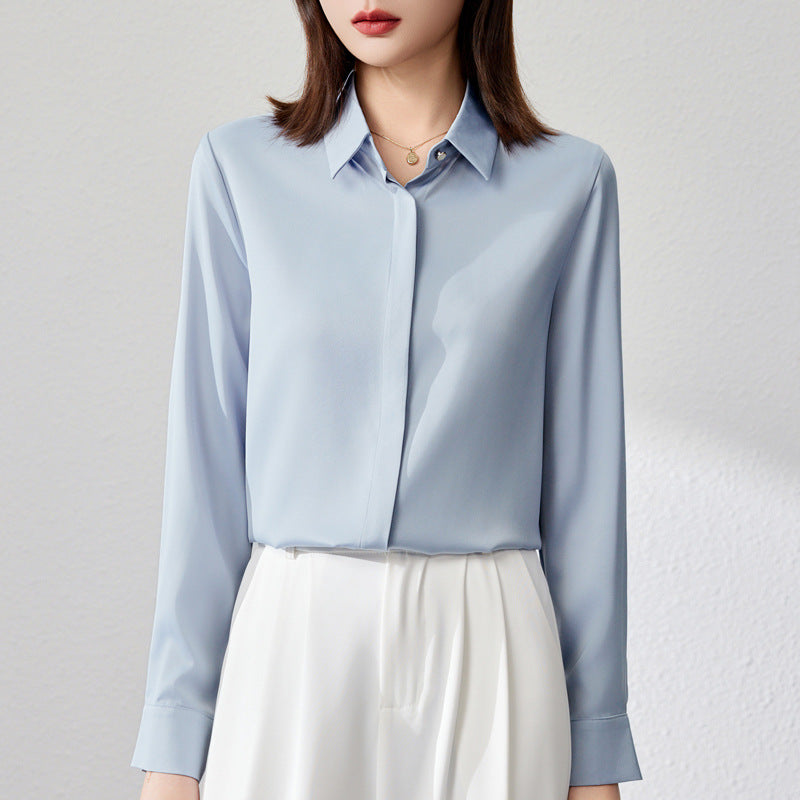 Elegantes Satinshirt