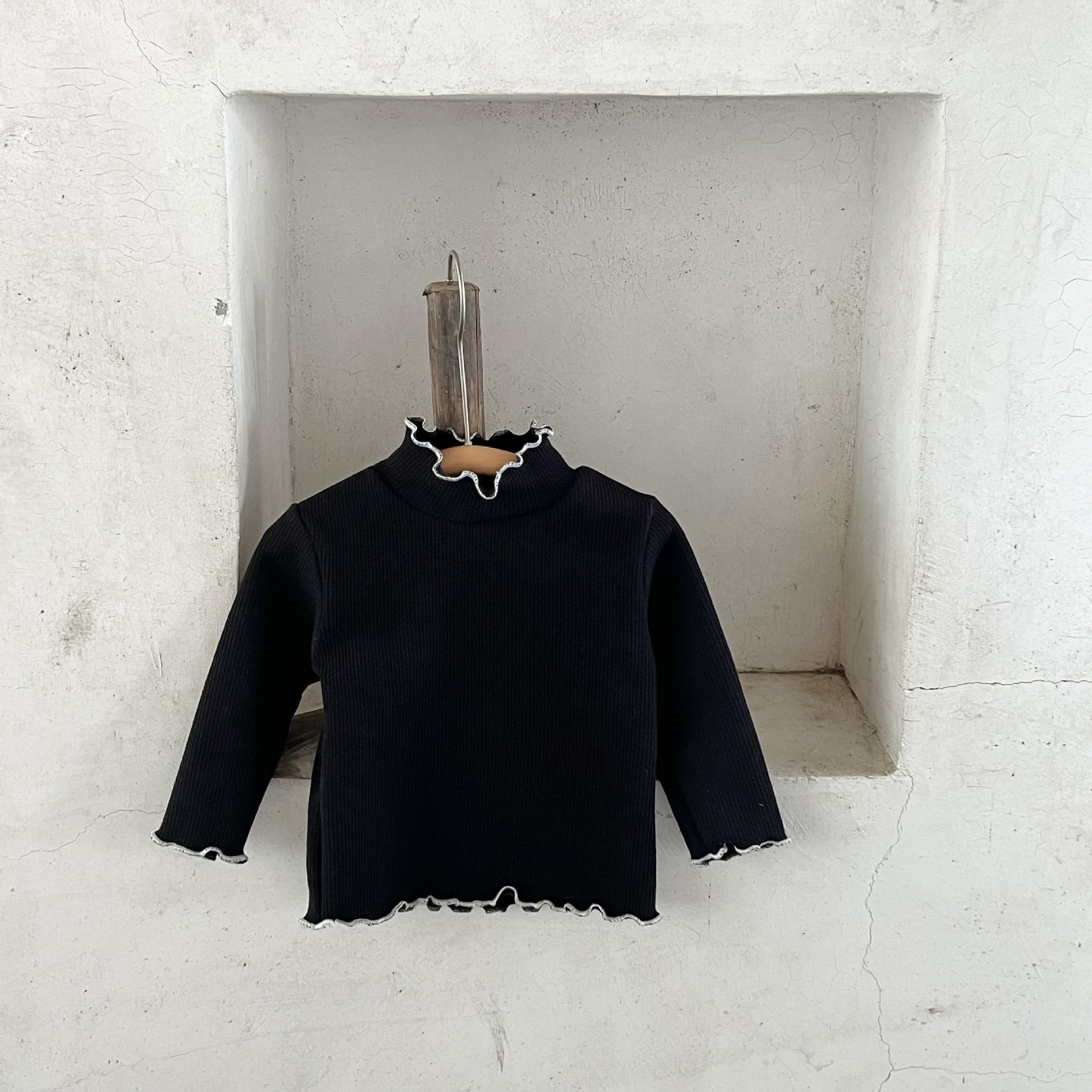 Unisex Langarmshirt für Kinder – Basic & vielseitig