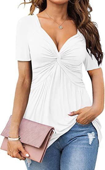 V-Ausschnitt-Shirt mit Twist-Detail