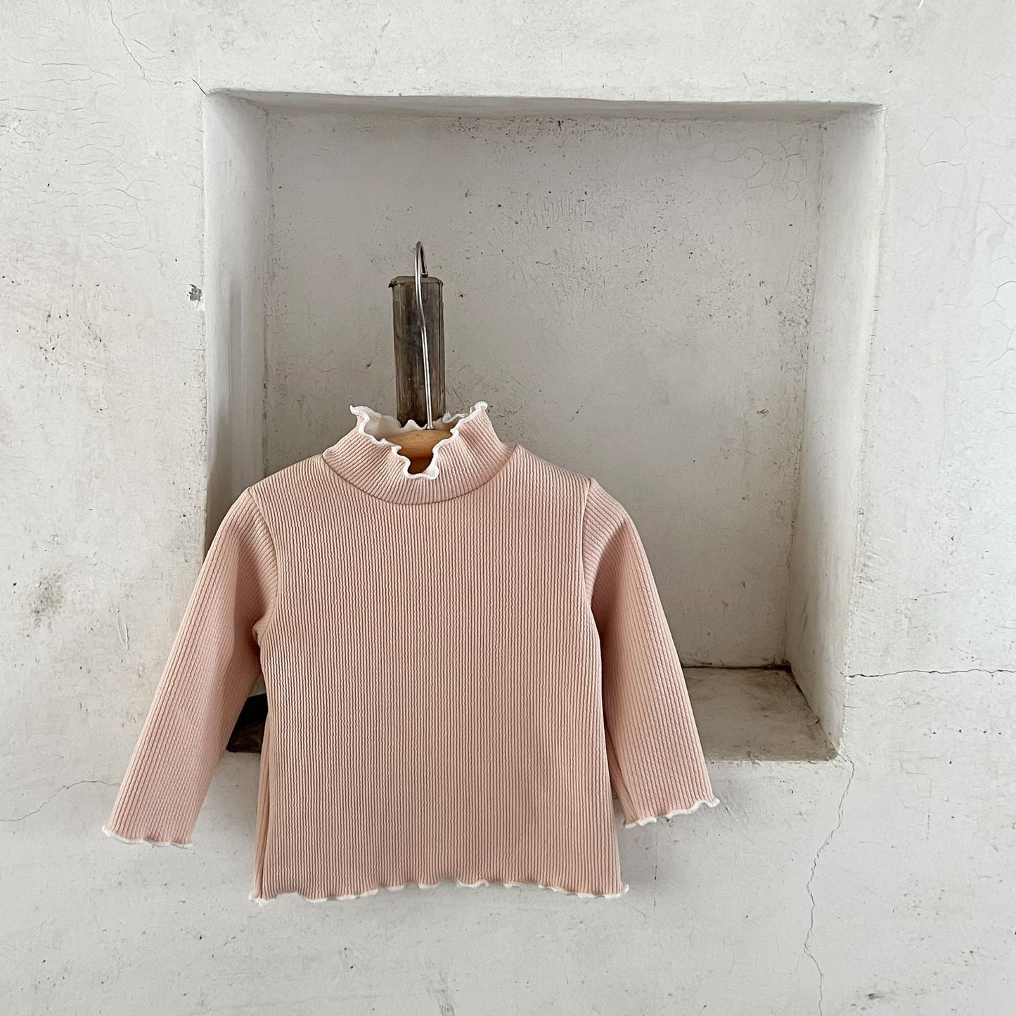Unisex Langarmshirt für Kinder – Basic & vielseitig