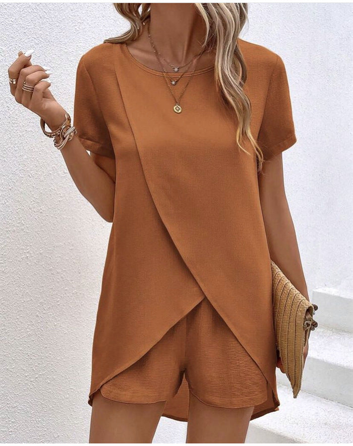 Zweiteiler Damen Set Asymmetrisches Oberteil & Shorts