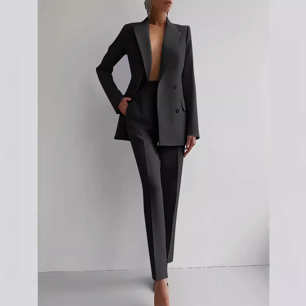 Eleganter Business-Zweiteiler