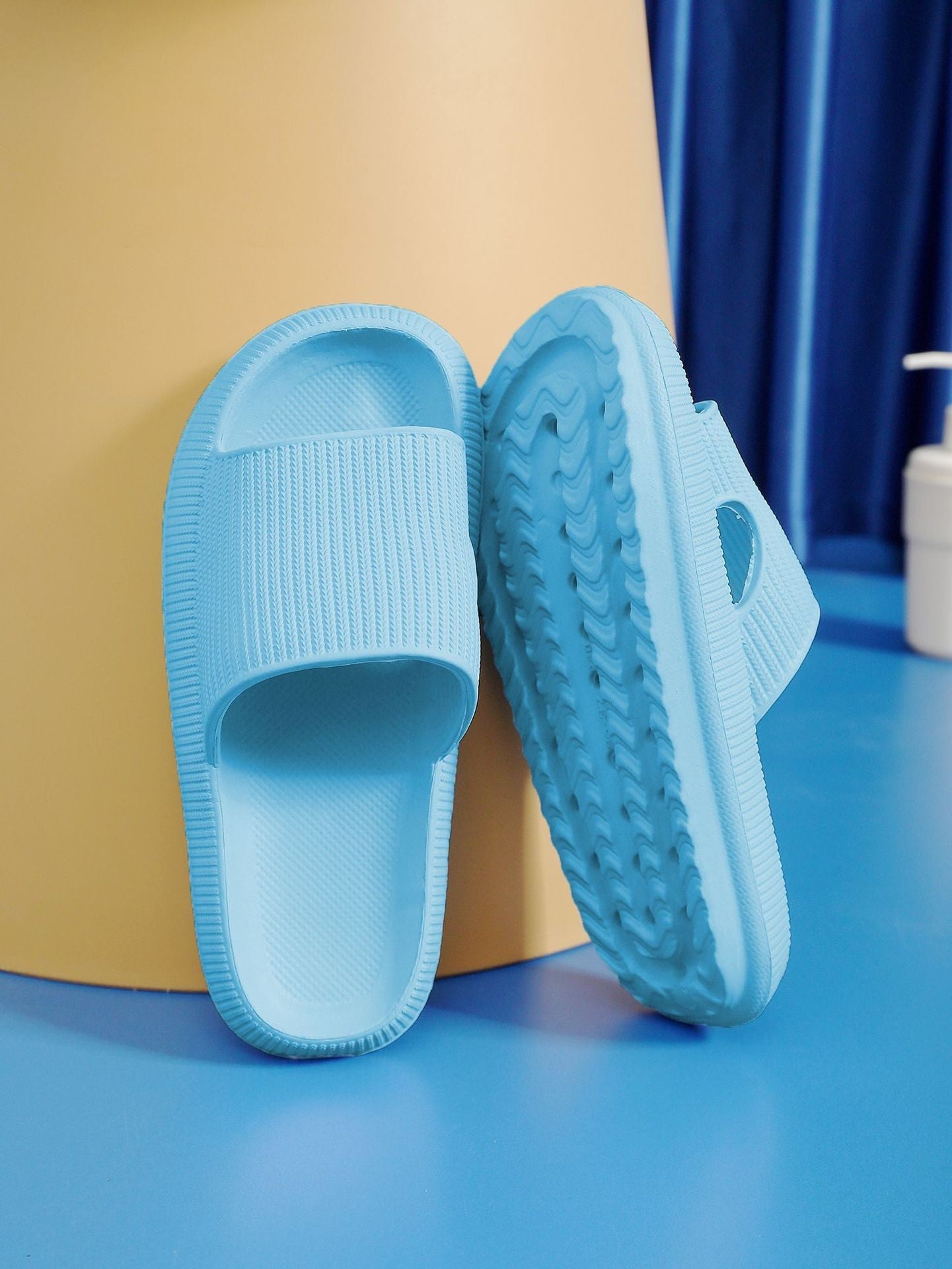 Unisex Sommer-Pantoletten – rutschfeste Slipper in Einfarbigem Design