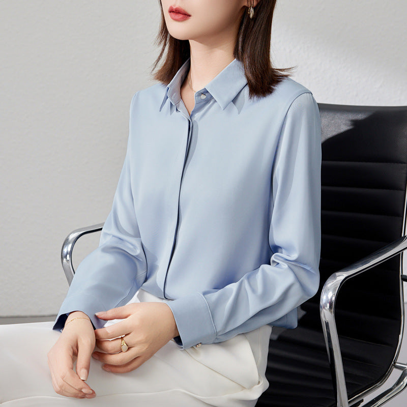 Elegantes Satinshirt