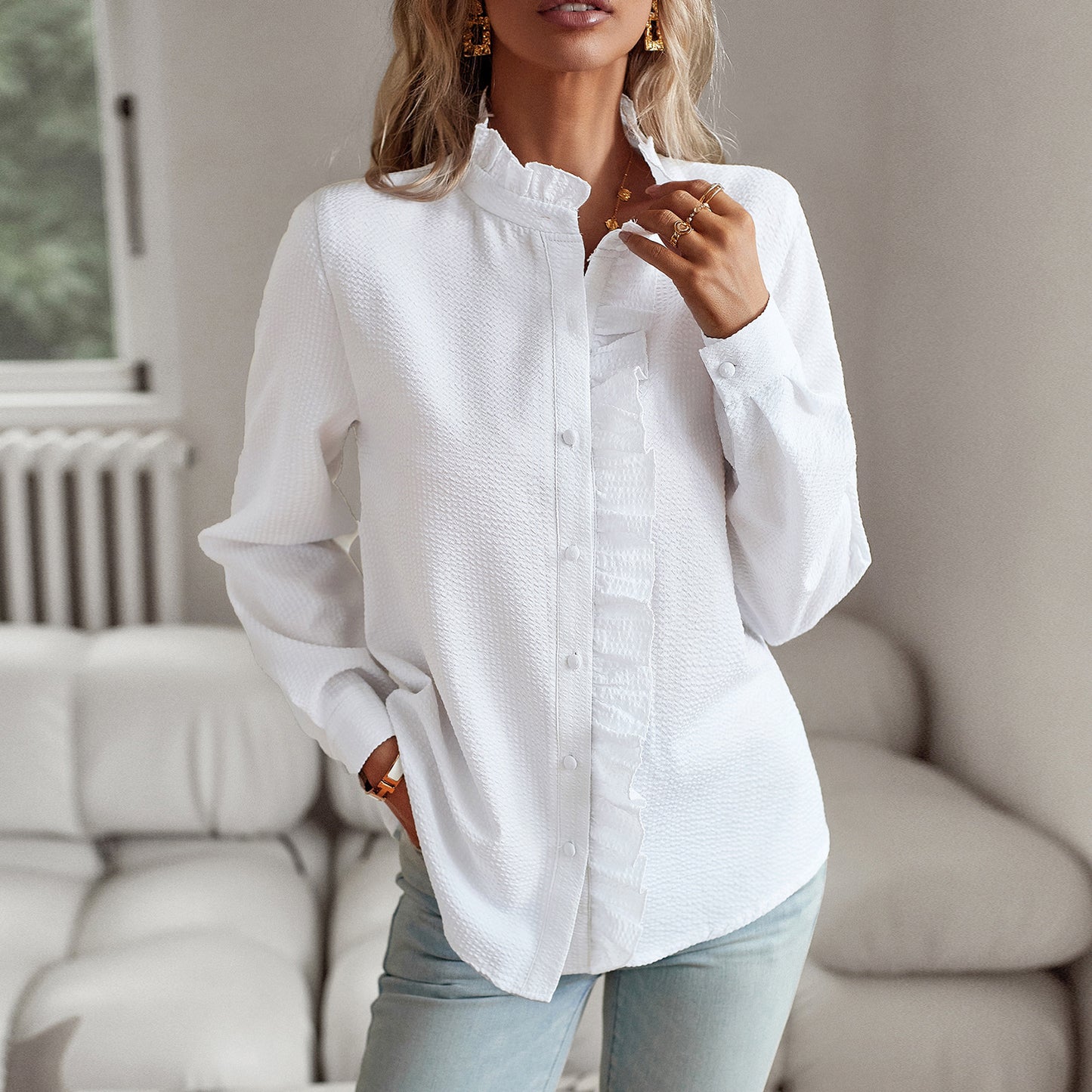 Elegante Streifenbluse mit Rüschen