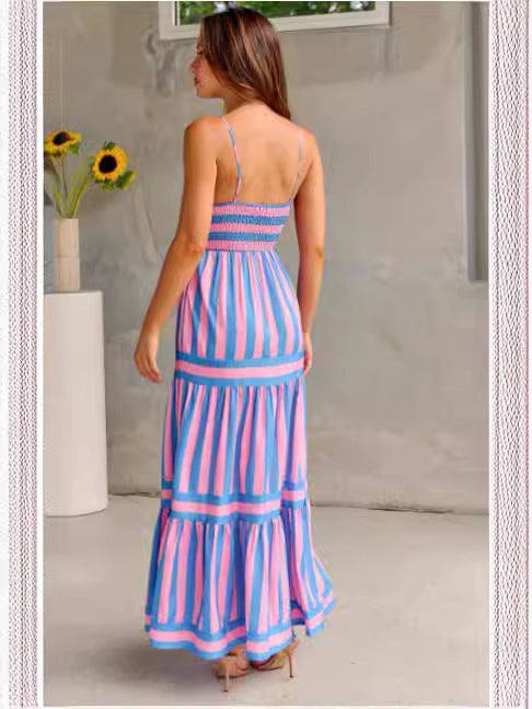 Streifen-Maxikleid mit Trägern & Rückenausschnitt – Sommerlook mit Wow-Effekt