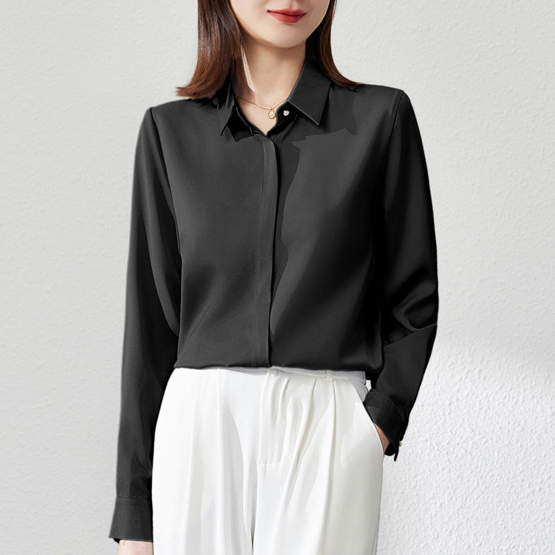 Elegantes Satinshirt
