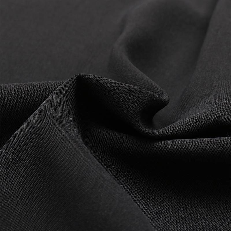 Trendiges Damen-Shirt mit Raffdetails