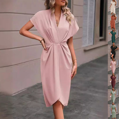 Sommerkleid mit V-Ausschnitt & Fledermausärmeln