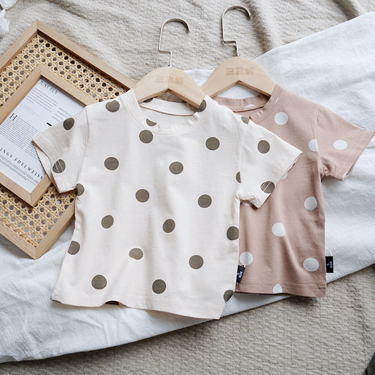 Gepunktetes Baumwollshirt für Kinder.  Kurzarm, Unisex