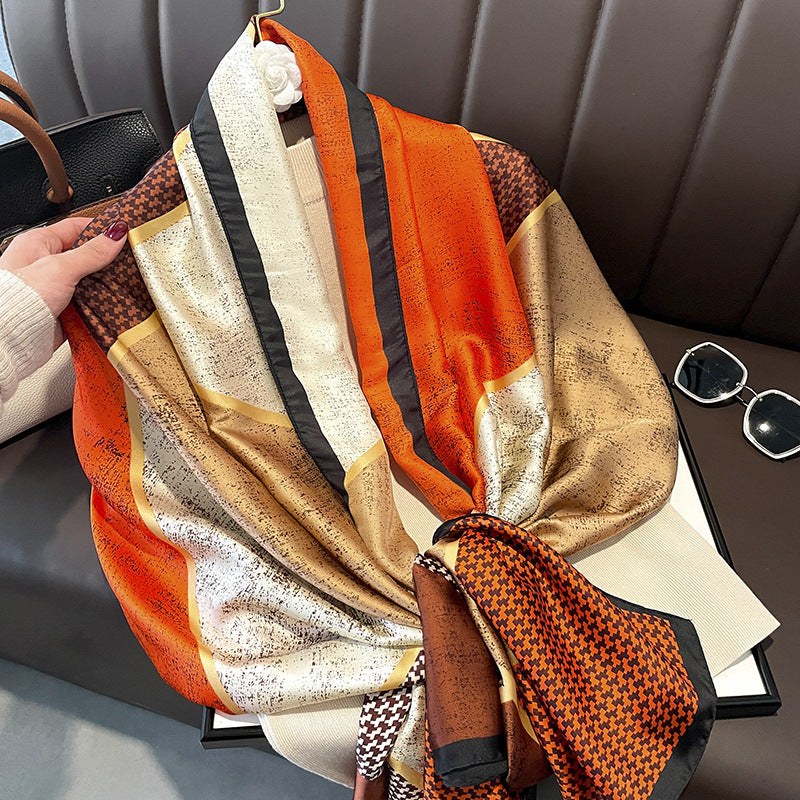 Elegantes Seidentuch