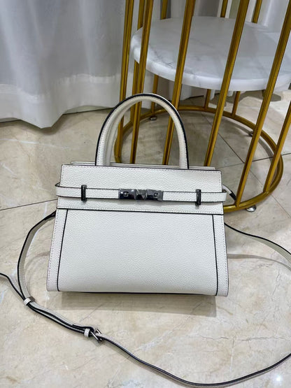 Echtleder-Schultertasche im Square-Design