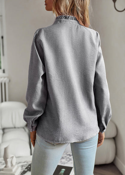 Elegante Streifenbluse mit Rüschen